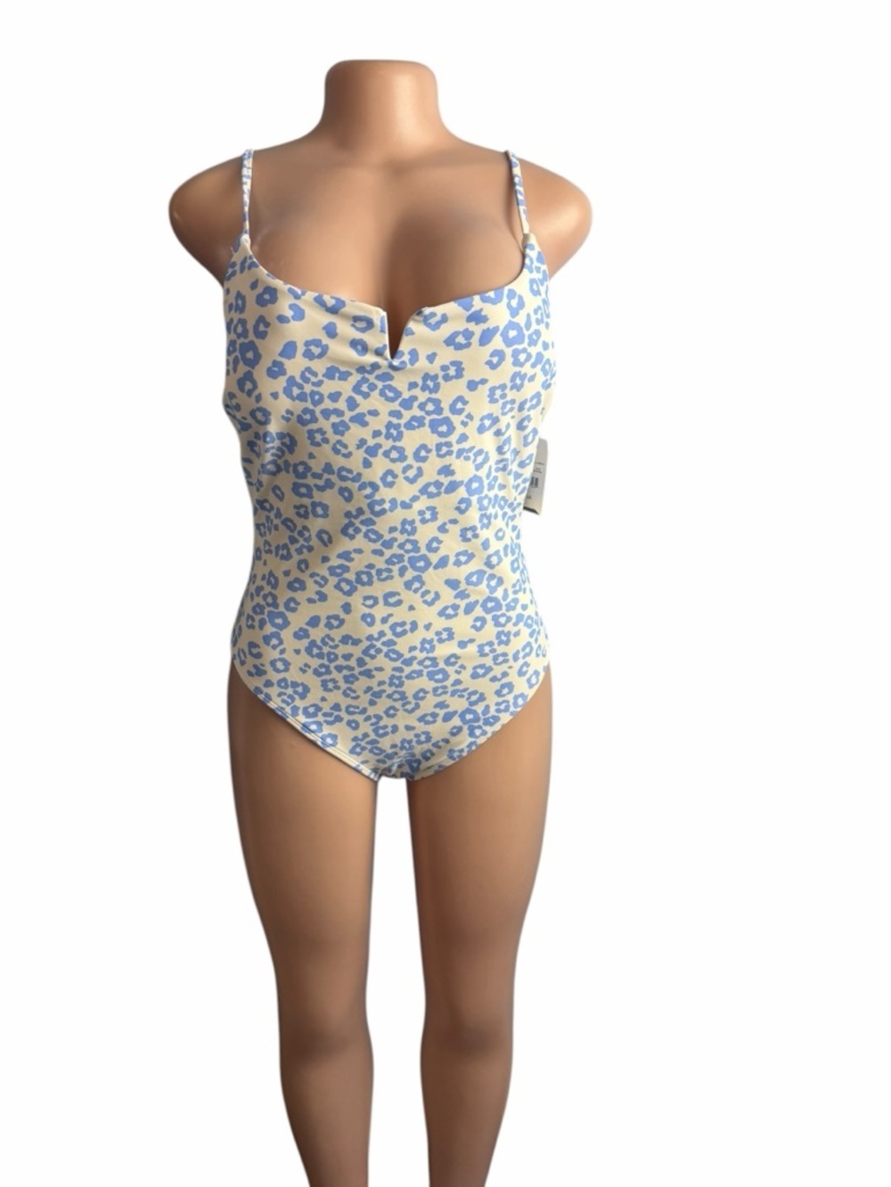 3/$30 ☀️ Tahiti White Blue Leopard Spots One Piece Swimsuit